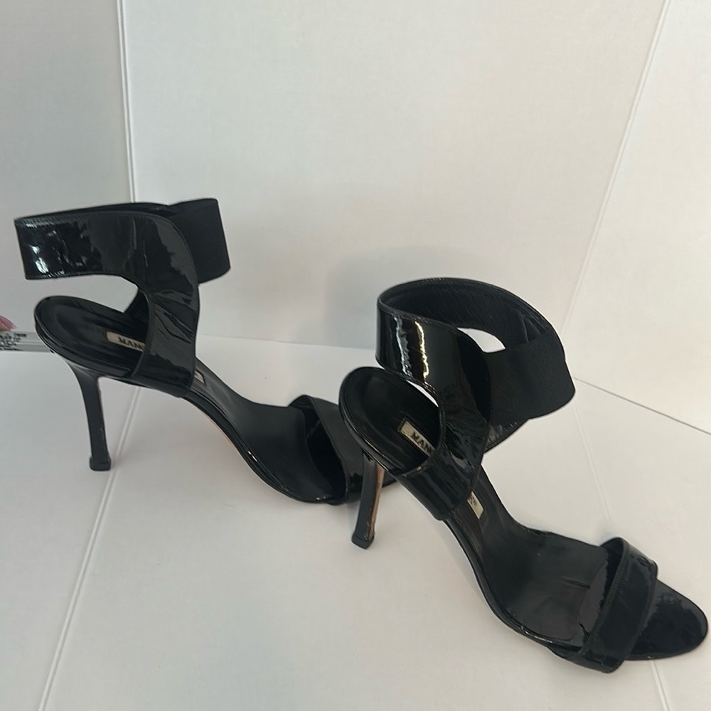Manolo Blahnik Black Patent Leather Sandals 4 1/2” heel Size 39.5 9.5 - Picture 4 of 7